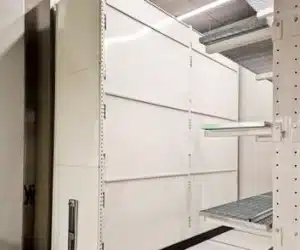 Fond tôlé pour rayonnage archives, accessoire pour salle d'archives