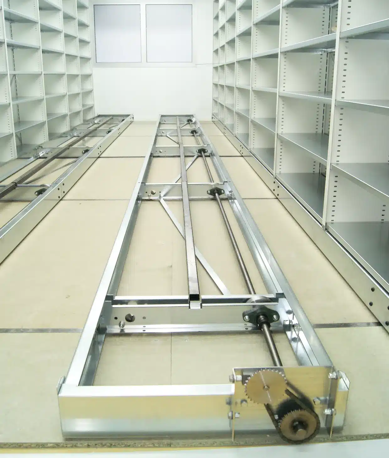 Plancher aggloméré pour châssis mobiles PROFILROL galvanisés, installation pour une entreprise de BTP en région Rhône-Alpes