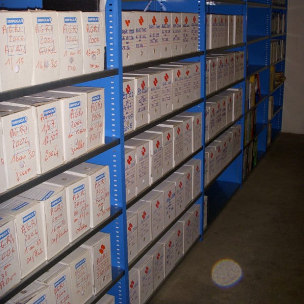 Rayonnage archives tôlé bleu à tablettes galvanisées - salle archives - boites archives