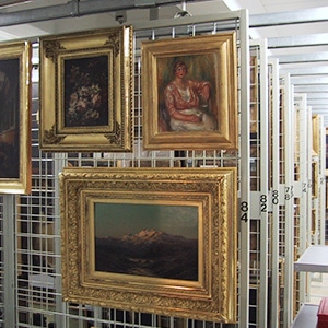 Grilles de stockage de tableaux. Mobilier cde réserve de musée.
