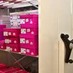 rayonnage mobile tôlé - stockage de chaussures dans un